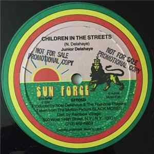 Junior Delahaye - Babylon Is Falling / Children In The Streets mp3