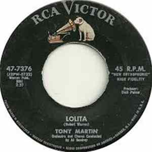 Tony Martin - Lolita / She Serves A Nice Cup Of Tea mp3