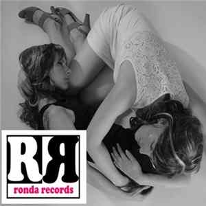 Joyce Ronda - Black | White mp3