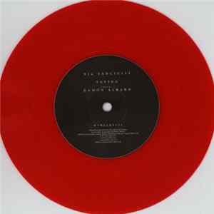 Nic Fanciulli Feat. Damon Albarn - Saying mp3