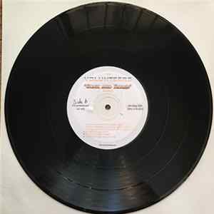 The Volunteers - "Gunz And Rozes" mp3